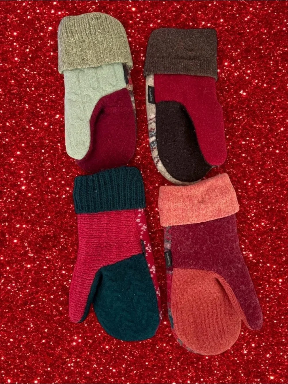 Baabaazuzu wool mittens